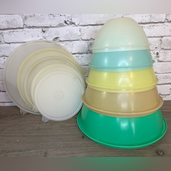 Vintage Tupperware Wonderlier Bowls Pastel - Picture 3 of 3